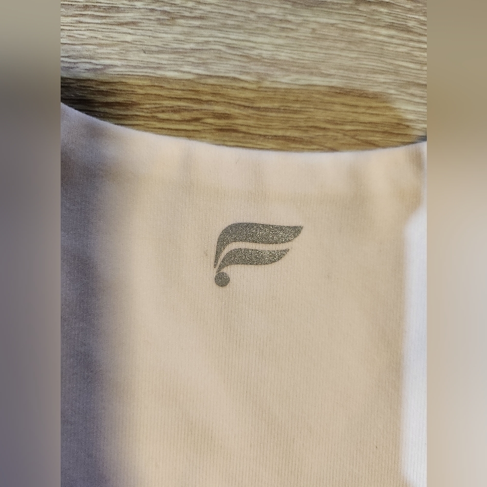 Fabletics Sports Bra - Picture 5 of 7